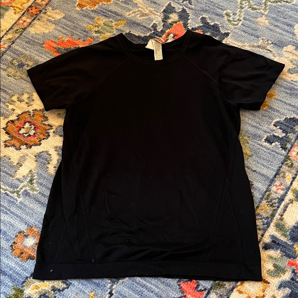 Athleta Girls Black Short Sleeve Tee